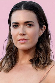 Photo of Mandy Moore as Sadie Jones