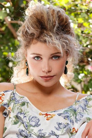 Photo of Ellie Patrikios as Laurie Peterson