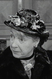 Photo of Emma Lyonel as la baronne