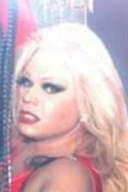 Photo of Amanda Di Polly as Avó