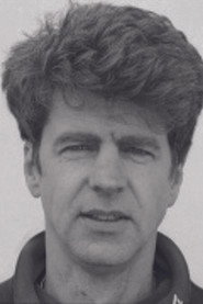 Photo of Paul de Nooijer as Theo, the elder