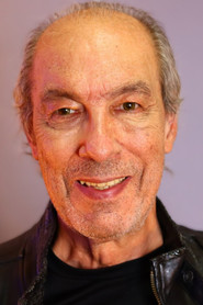 Photo of Ari Willians as Ernesto