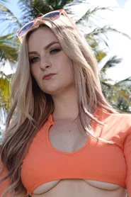 Photo of Kara Lee