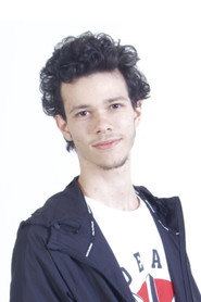 Photo of Matheus Orlandi as Detective Marcos