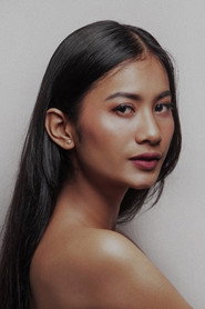 Photo of Putri Intan Kasela as Rusmiyati