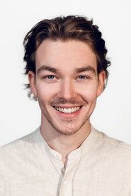 Photo of Oliver Asztalos as 1 Bethlehem Child
