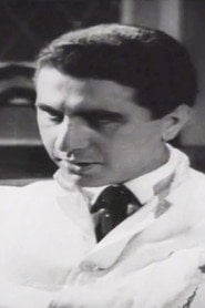Photo of Yorgos Karetas as Moustakopoulos