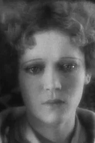 Photo of Nadia Sibirskaïa as Estelle
