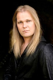Photo of Jørn Lande as lead vocals on tracks 02, 03, 12, 13 and 16