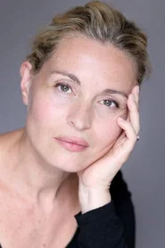 Photo of Émilie Favre-Bertin as La résistante