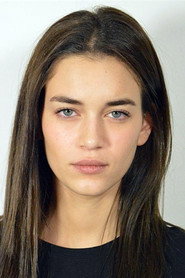 Photo of Sonia Nini as Mélanie