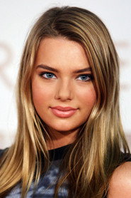 Photo of Indiana Evans as Isabel "Bella" Hartley