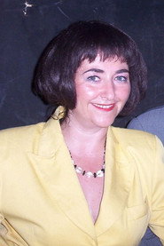 Photo of Laura Luna as Antoinette's Mother