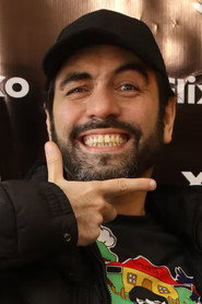 Photo of Alejandro Szykula as Vecino