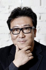 Photo of JK Youn as Sang-tae's Employee 1