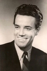 Photo of Henri Betti as Pianist