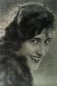 Photo of Denise Lorys as Marthe Voisin