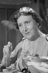 Photo of Alys Delonde as Mme Henriette Corniche, épouse d'Adrien