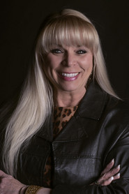 Photo of Kadrolsha Ona Carole as Sandy
