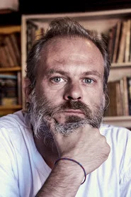Photo of Diego Parés as Willie Boxer
