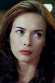 Photo of Cristina Câmara as Nina