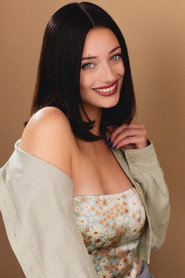 Photo of Taylor Anne Danehower as Kelly