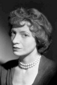 Photo of Isabelle Kloucowski as Ursule Lepape