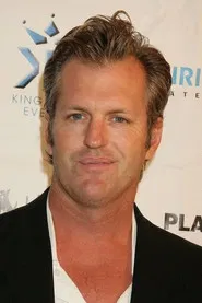 Photo of Dewey Weber as Officer Gary Reed