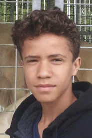 Photo of Ilian Calaber as Enzo