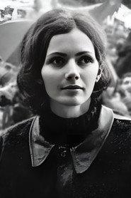 Photo of Nicole Le Garrec as L'Ouvrière