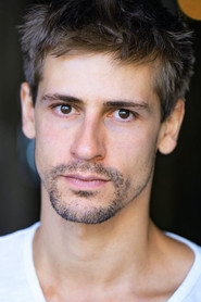 Photo of Sandro Kirtzel as Georg