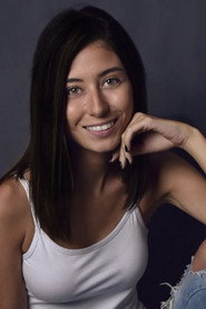 Photo of Taísa Luciano as Rebeca