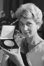 Photo of Anny de Lange as Alice Burg