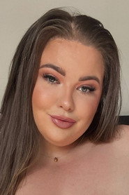 Photo of Jenny Love