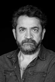 Photo of Liviu Cheloiu as Petrică