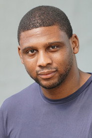 Photo of Isaiah Seward as Max Davis