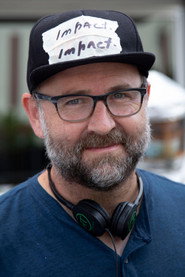Photo of Kenny Beaumont as Barry Melch