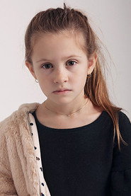 Photo of Lilou Roy-Lanouette as Lucy Tremblay