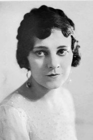 Photo of Mabel Julienne Scott as Mrs. Warren - Nervous Woman Jury Member