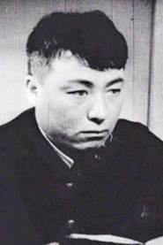Photo of Pyeong Wang as Kim Jeom-yong