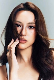 Photo of Marquise Auramornrat as Self