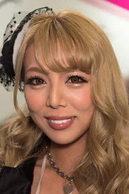 Photo of Runa Shimotsuki as Bowie