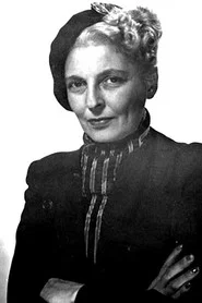 Photo of Lily Valenty as Teresa