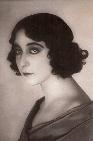 Photo of Leda Gys as Susanna Lechatelier