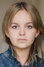 Photo of Manon Debaille as Sarah