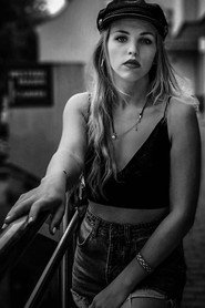 Photo of Sarah Mevers as Betti