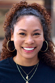 Photo of Aris Mendoza as Gia