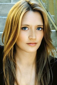 Photo of Jessie Rusu as Jennifer