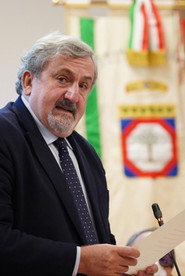 Photo of Michele Emiliano as Self