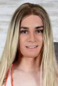 Photo of Brenna Knight
